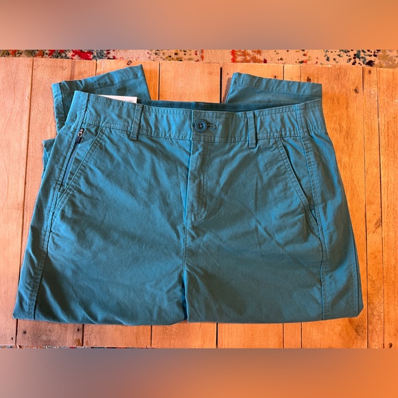 Brand New! Eddie Bauer Voyager HR Chino Slim Pant. Womens Size 2. Color stream. - Picture 3 of 7